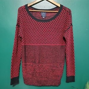 American Eagle Vintage Boyfriend  Crew Neck Long Sleeve Sweater Red and Black